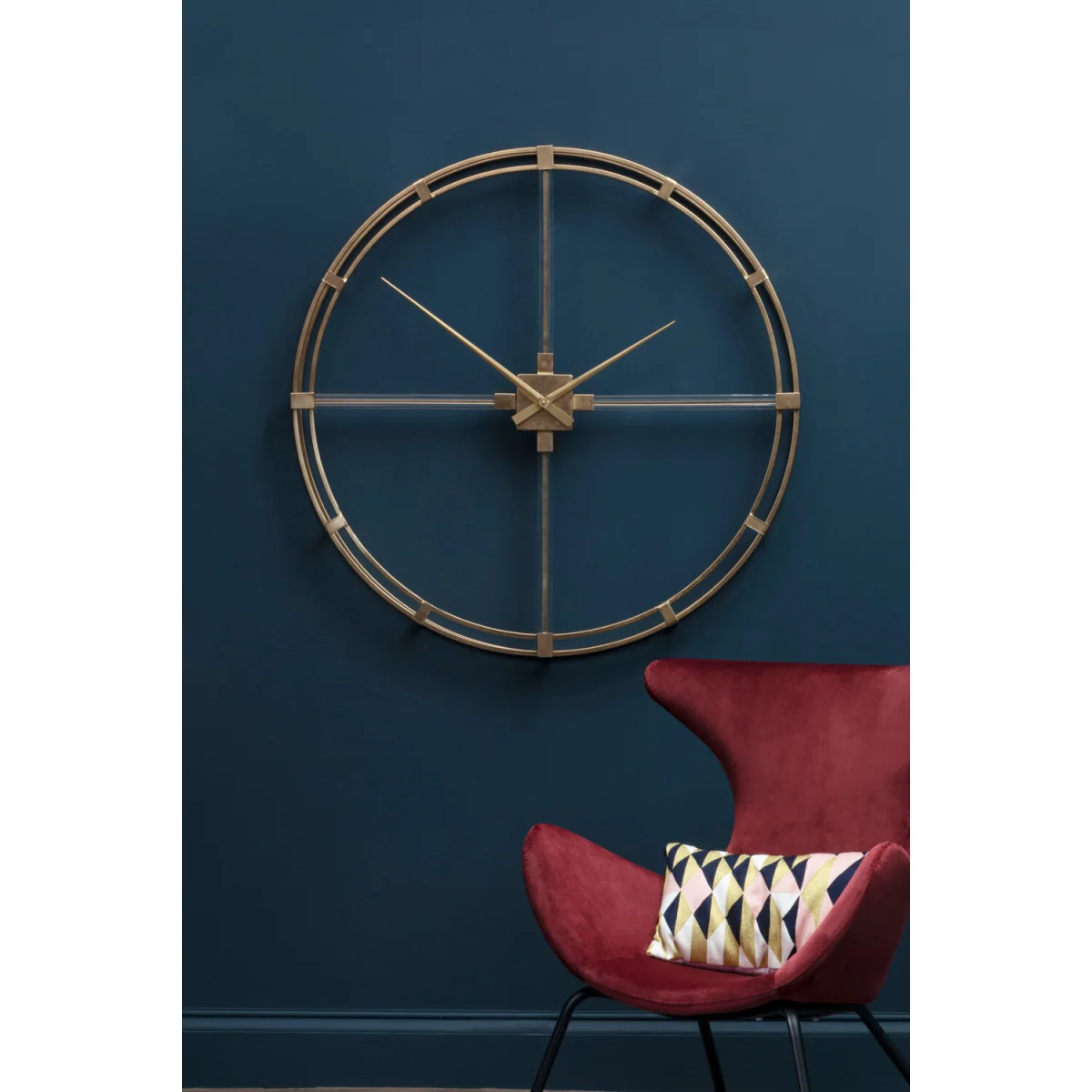 Beauly 110cm Dia Gold Finish Metal Wall Clock - Gold – image 4
