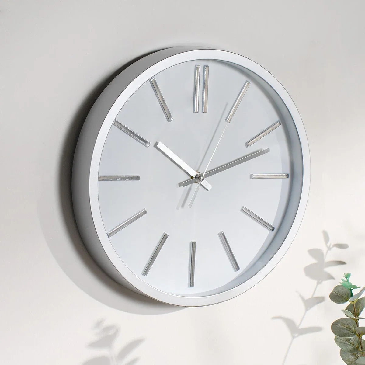 Round Metallic Wall Clock - Silver