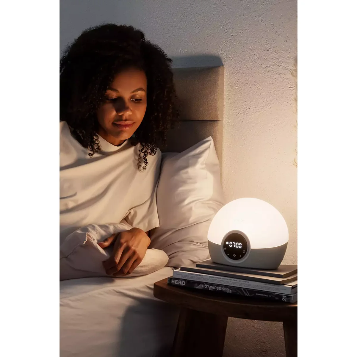 Lumie Bodyclock Spark 100 Light-Up Alarm Clock - Neutral 16cm x 19cm x 12cm at Urban Outfitters – image 4