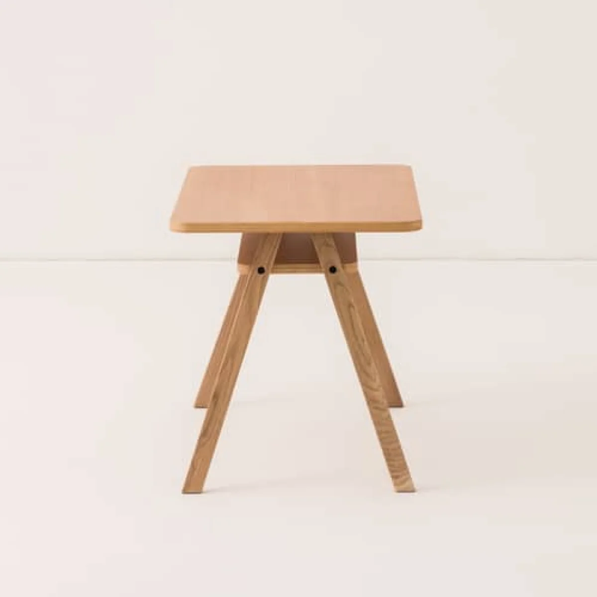 Growing Green Children's desk natural wood / 70 x 45 x H 50 cm - NOBODINOZ – image 5