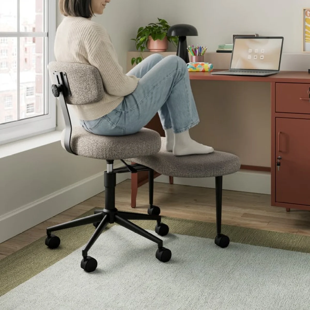 Maisie Meditation Boucle Office Chair – image 3