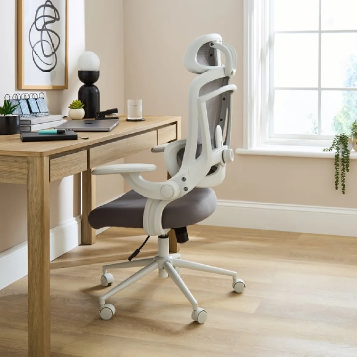 Burghley Ergonomic Mesh Office Chair – image 2