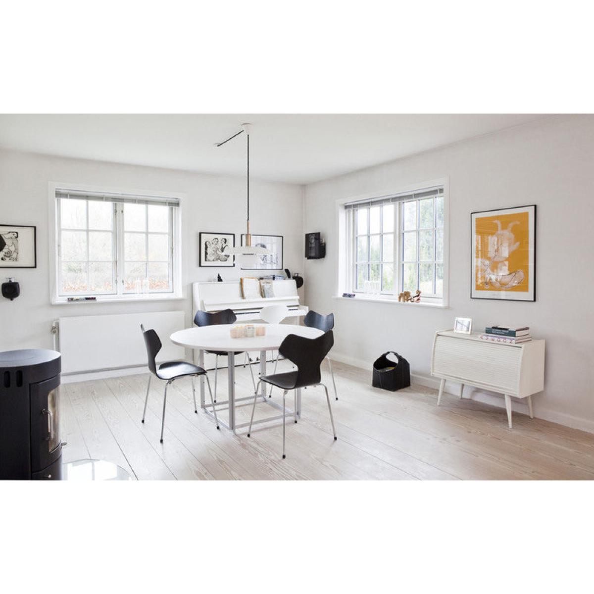 Grand Prix Stacking chair - Wood by Fritz Hansen White – image 4