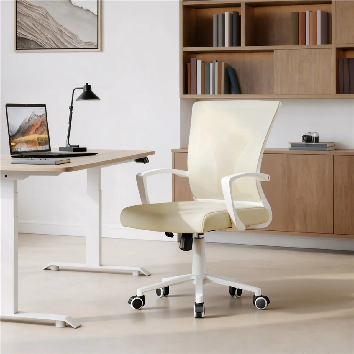 Yaheetech Adjustable Swivel Office Chair Desk Chair - Beige