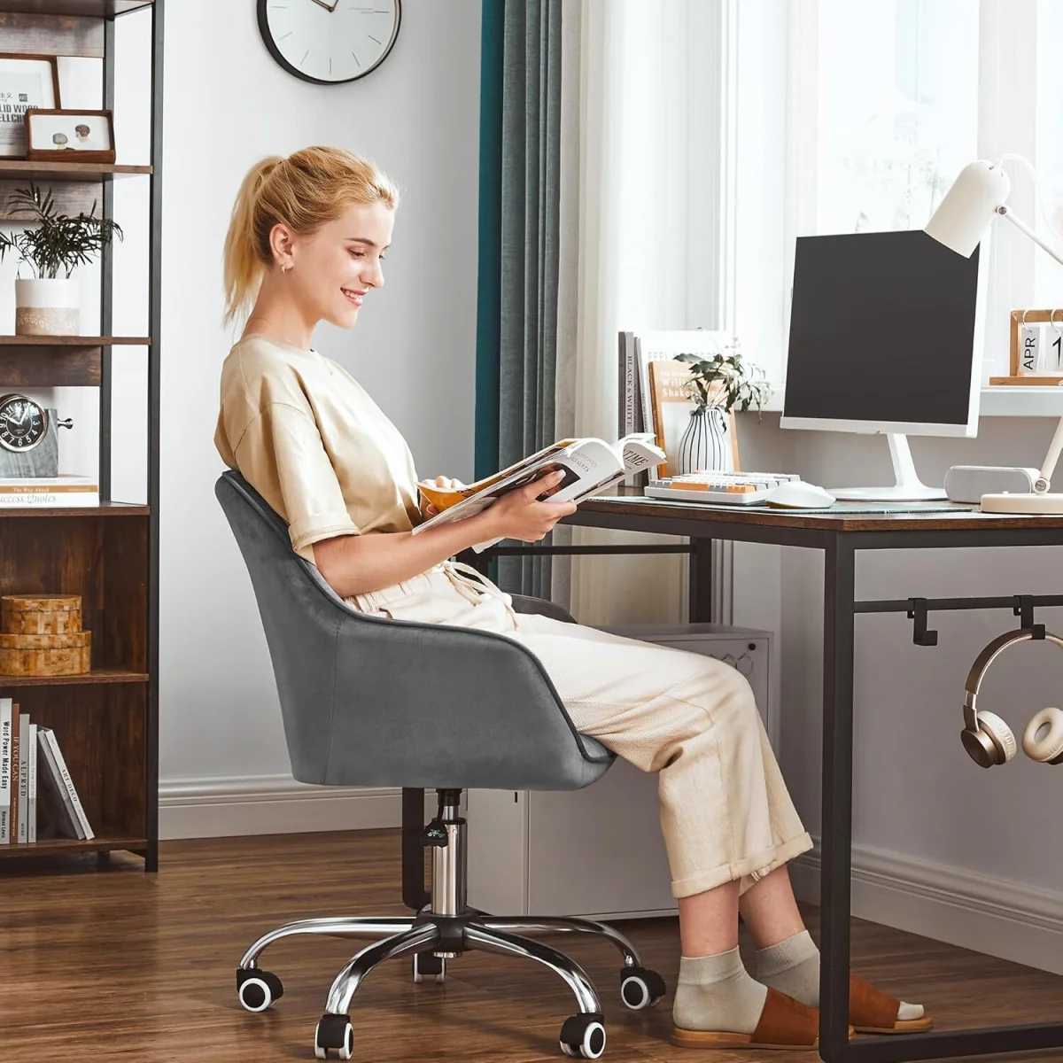 SONGMICS Adjustable Swivel Vanity Office Chair - Grey – image 2