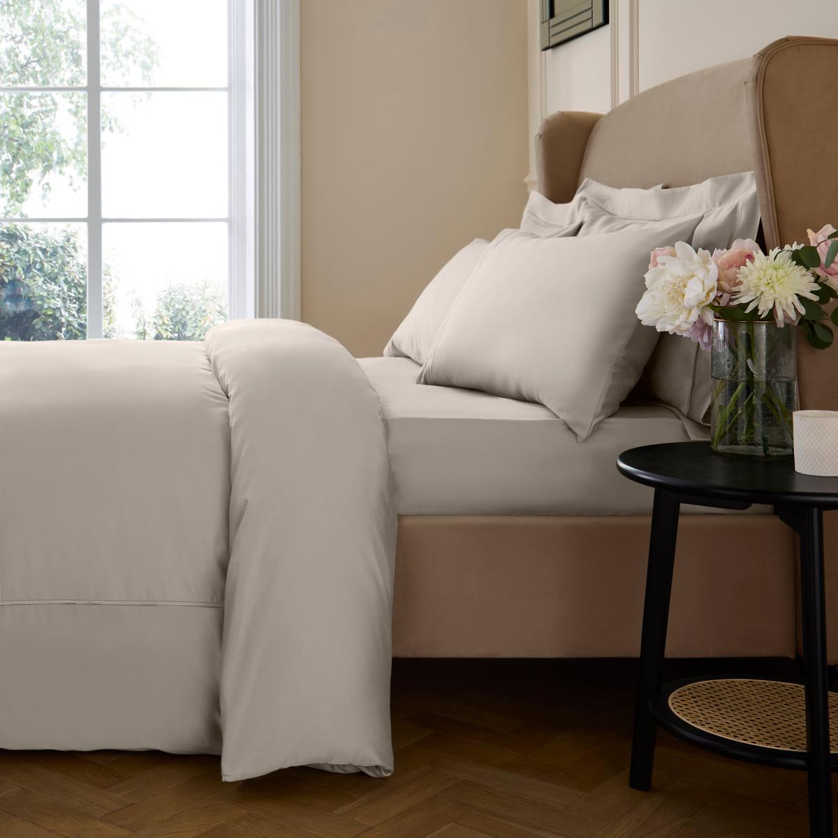 Dorma Egyptian Cotton Sateen 1000 Thread Count Duvet Cover Champagne – image 3