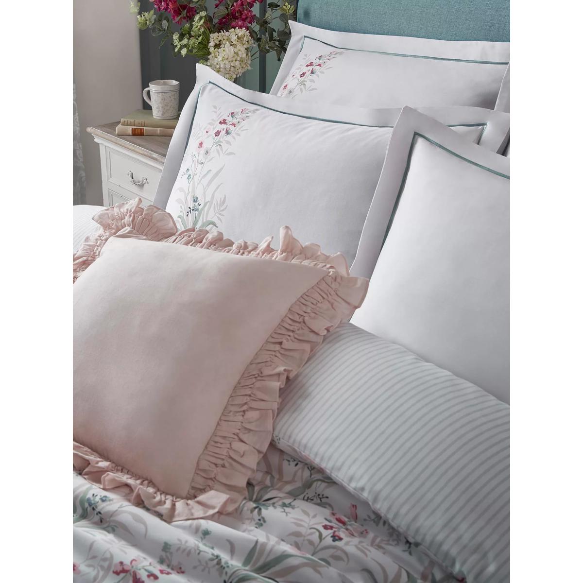 Laura Ashley Mosedale Posy 220 Thread Count Cotton Duvet Cover Set – image 2