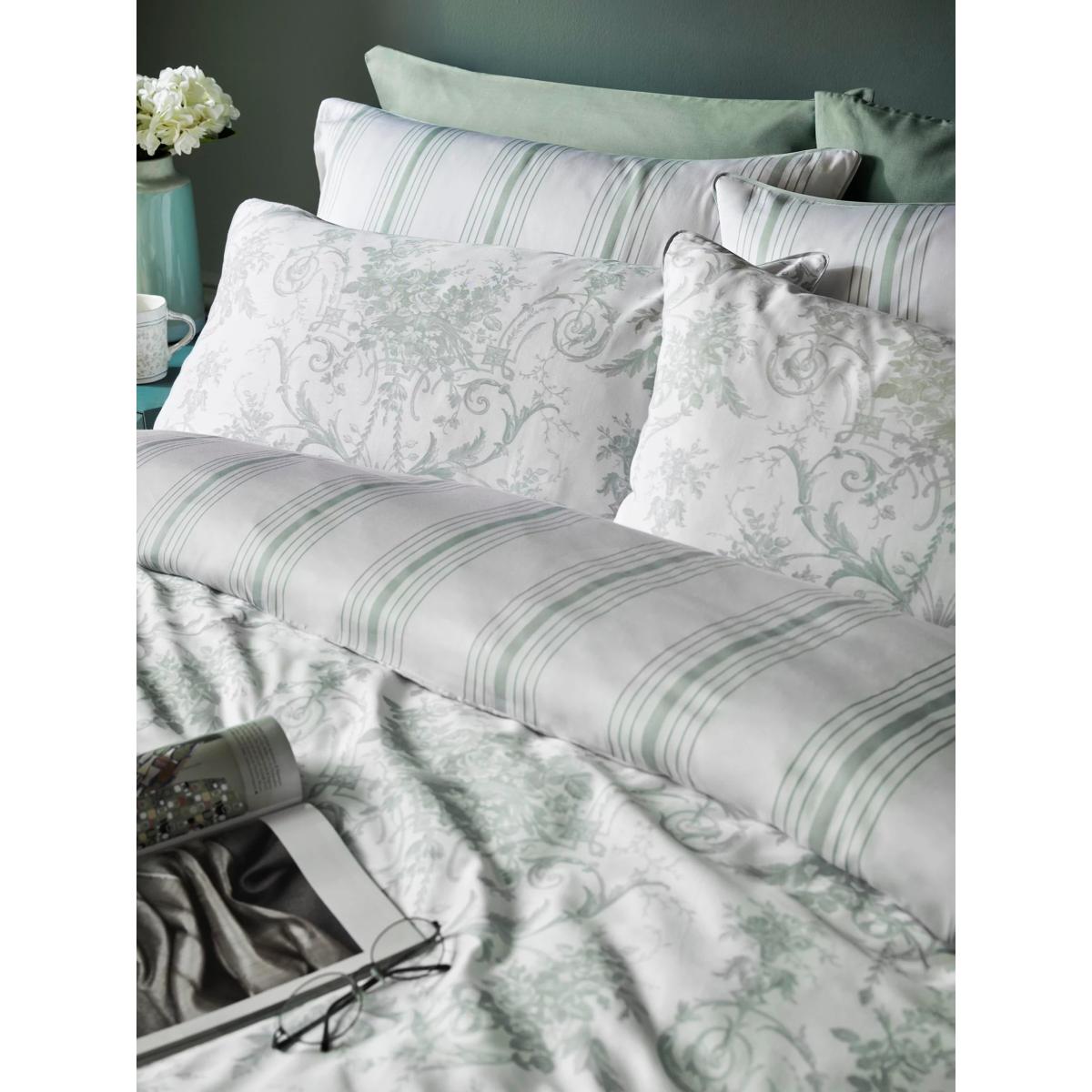 Laura Ashley Tuileries Reversible 200 Thread Count Cotton Duvet Cover Set – image 2
