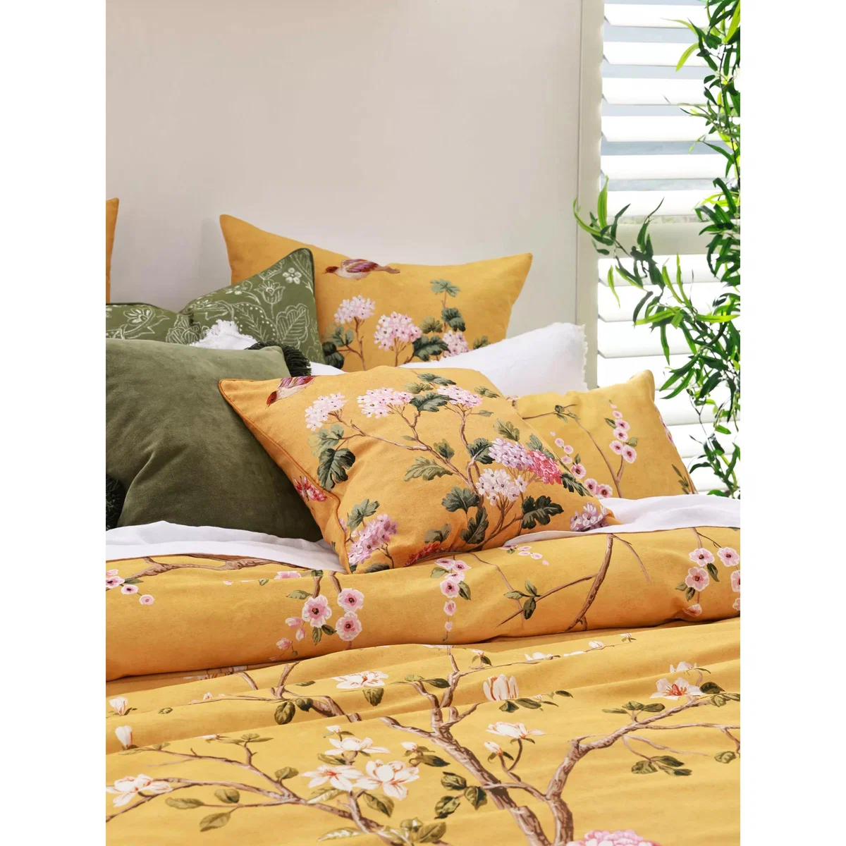 MM Linen Yuki Duvet Cover Set – image 3