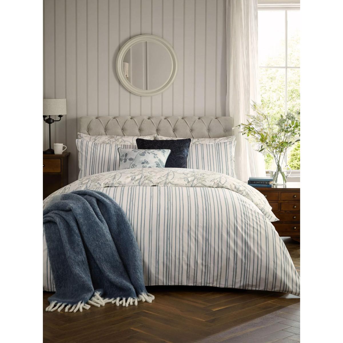 Laura Ashley Fennelton Duvet Cover Set, Natural – image 2