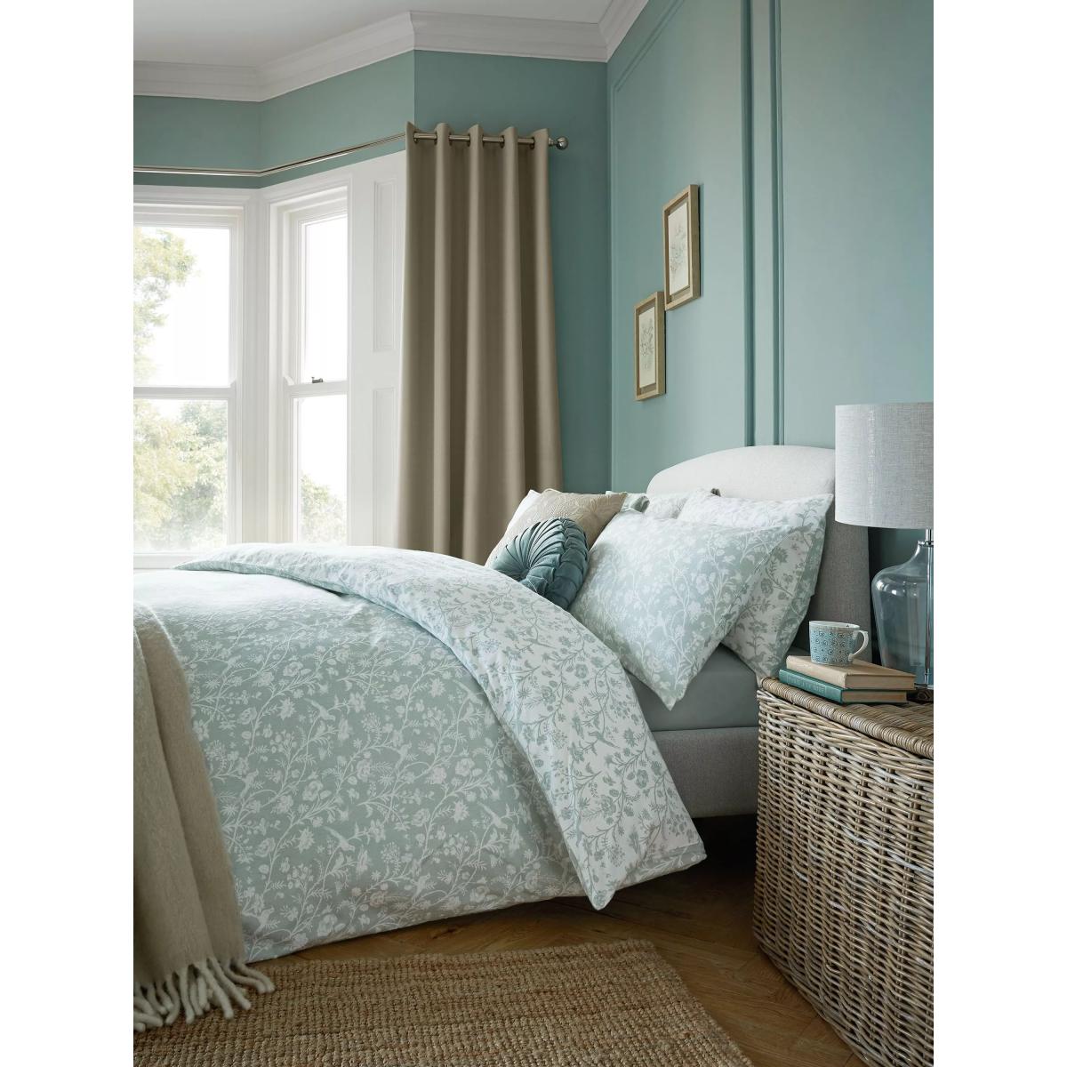 Laura Ashley Shepherd's Purse Brushed Cotton Reversible Duvet Cover Set – image 2