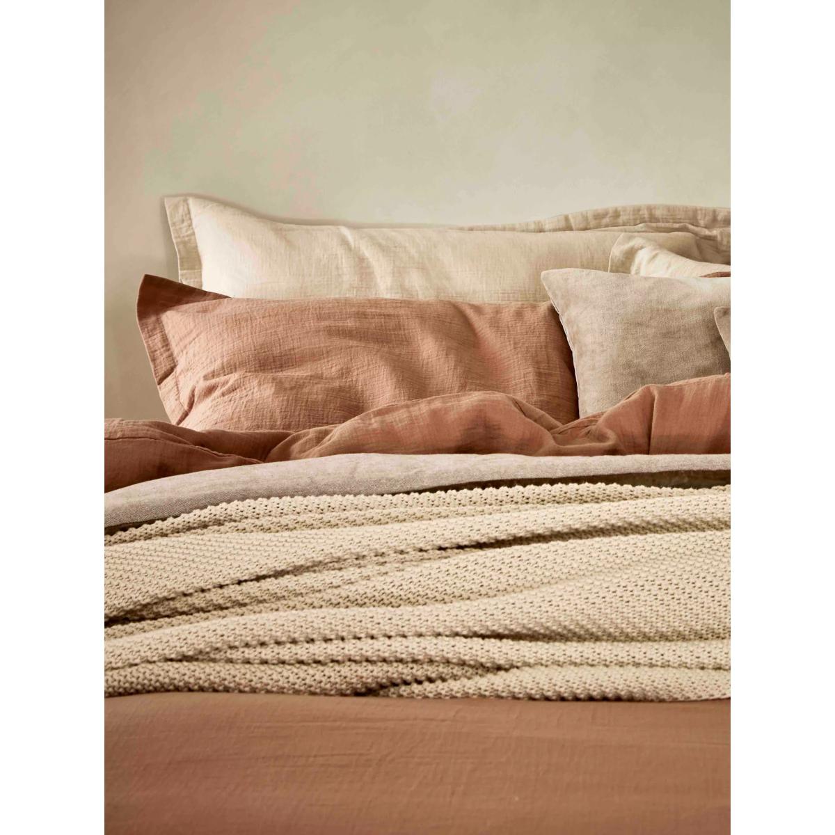 Christy Organic Retreat Duvet Cover Set – image 3