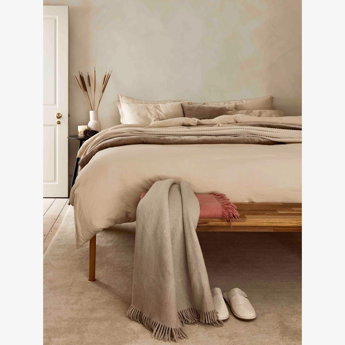 Christy Organic Retreat Duvet Cover Set – image 1