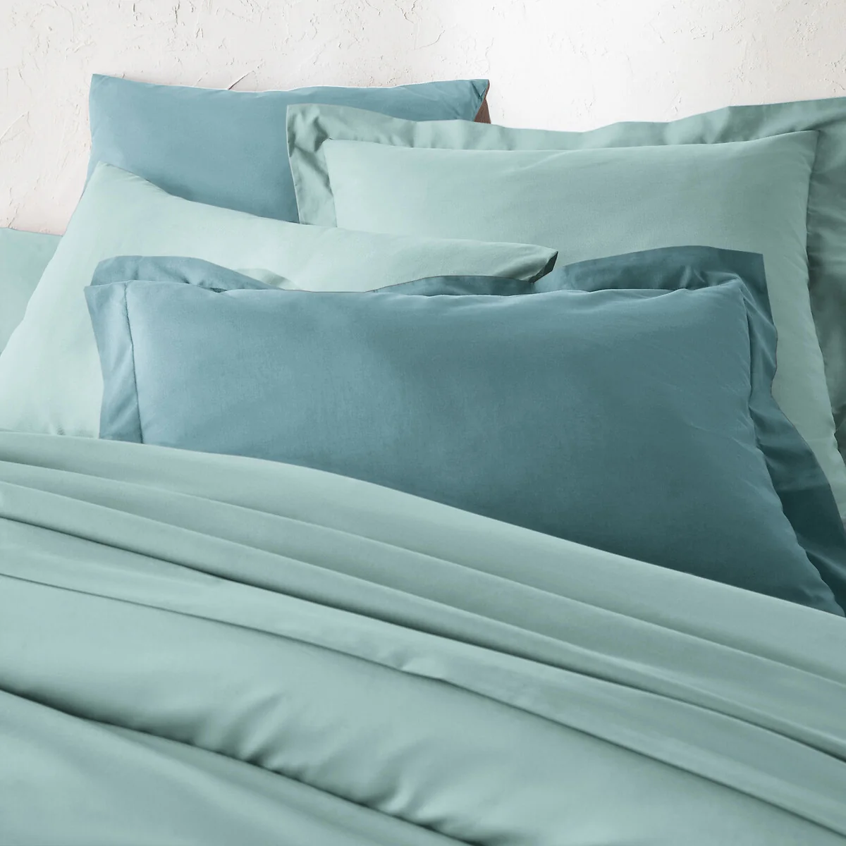 Scenario Plain Polycotton Duvet Cover – image 2
