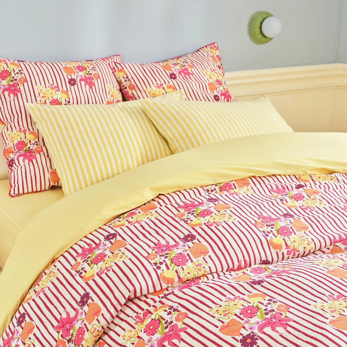 Belardi Striped/Floral Print Washed Cotton Duvet Cover – image 2