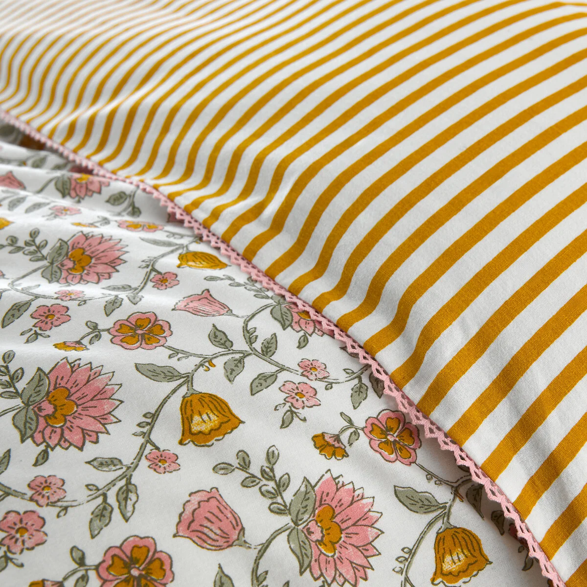 Yassia Washed Cotton Duvet Cover – image 3