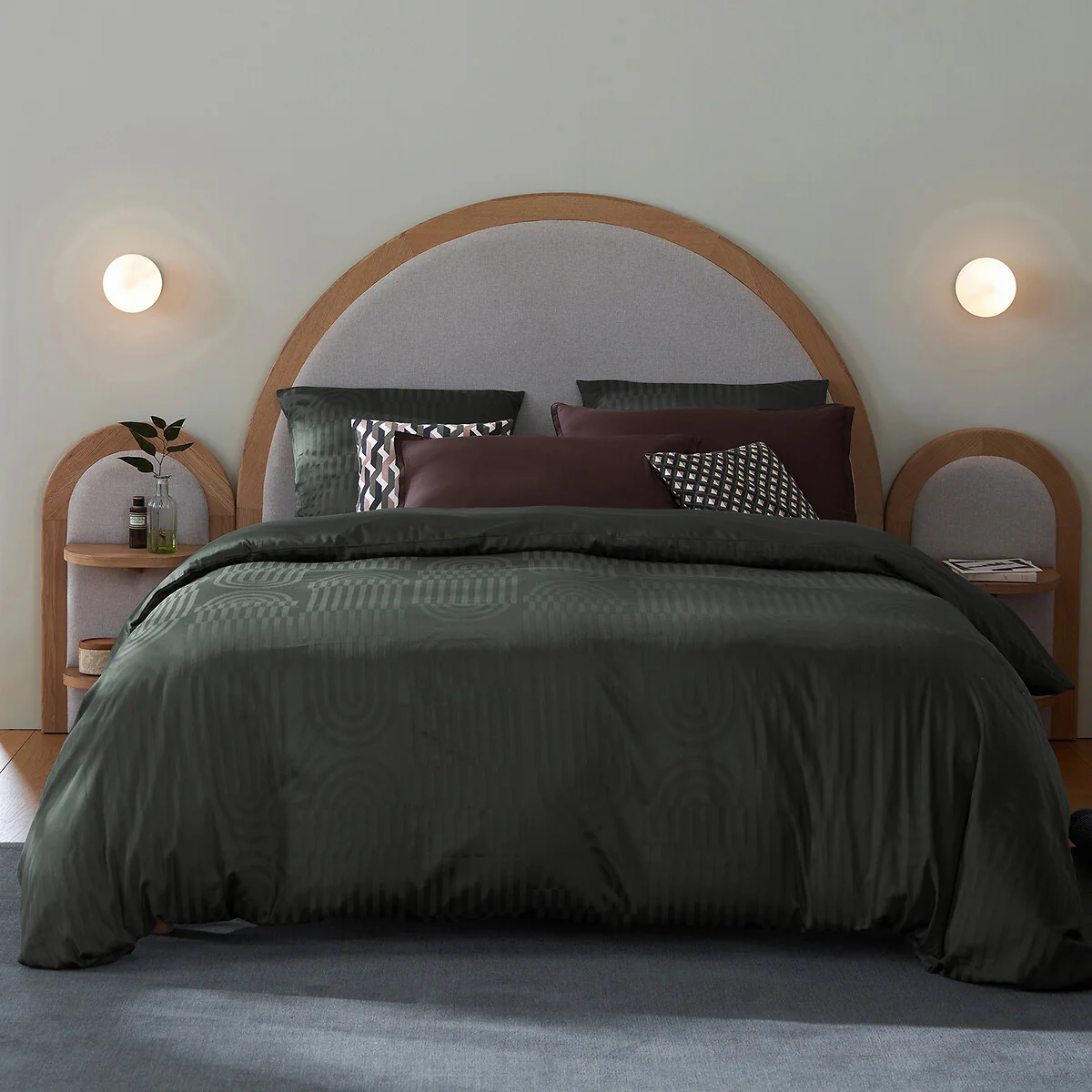 Varano Cotton Satin Duvet Cover – image 1
