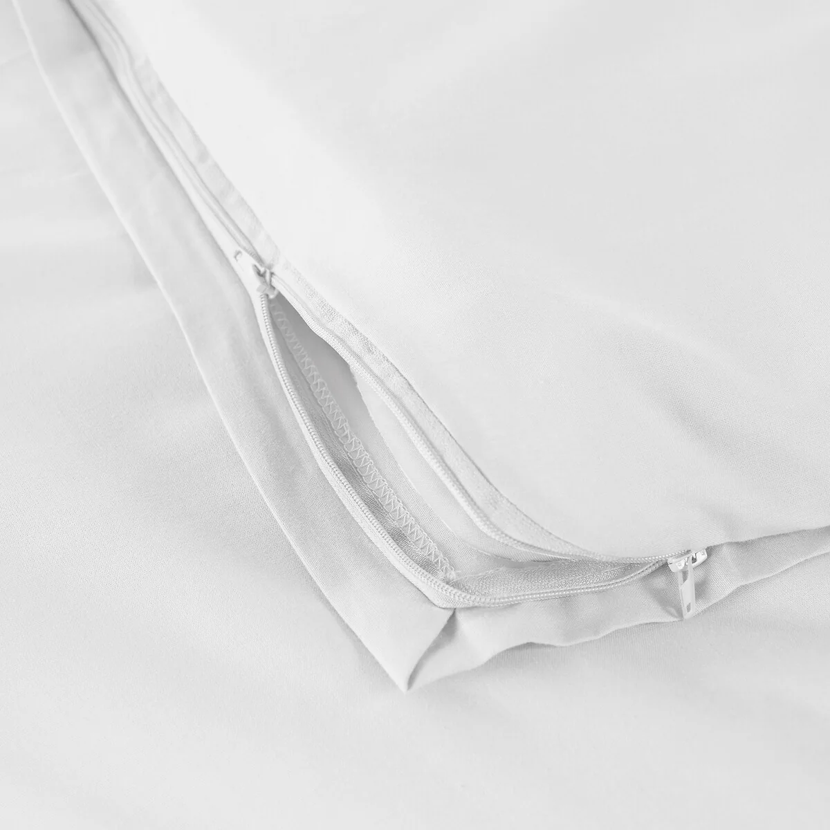 Scénario Plain 100% Cotton Zipped Duvet Cover – image 3