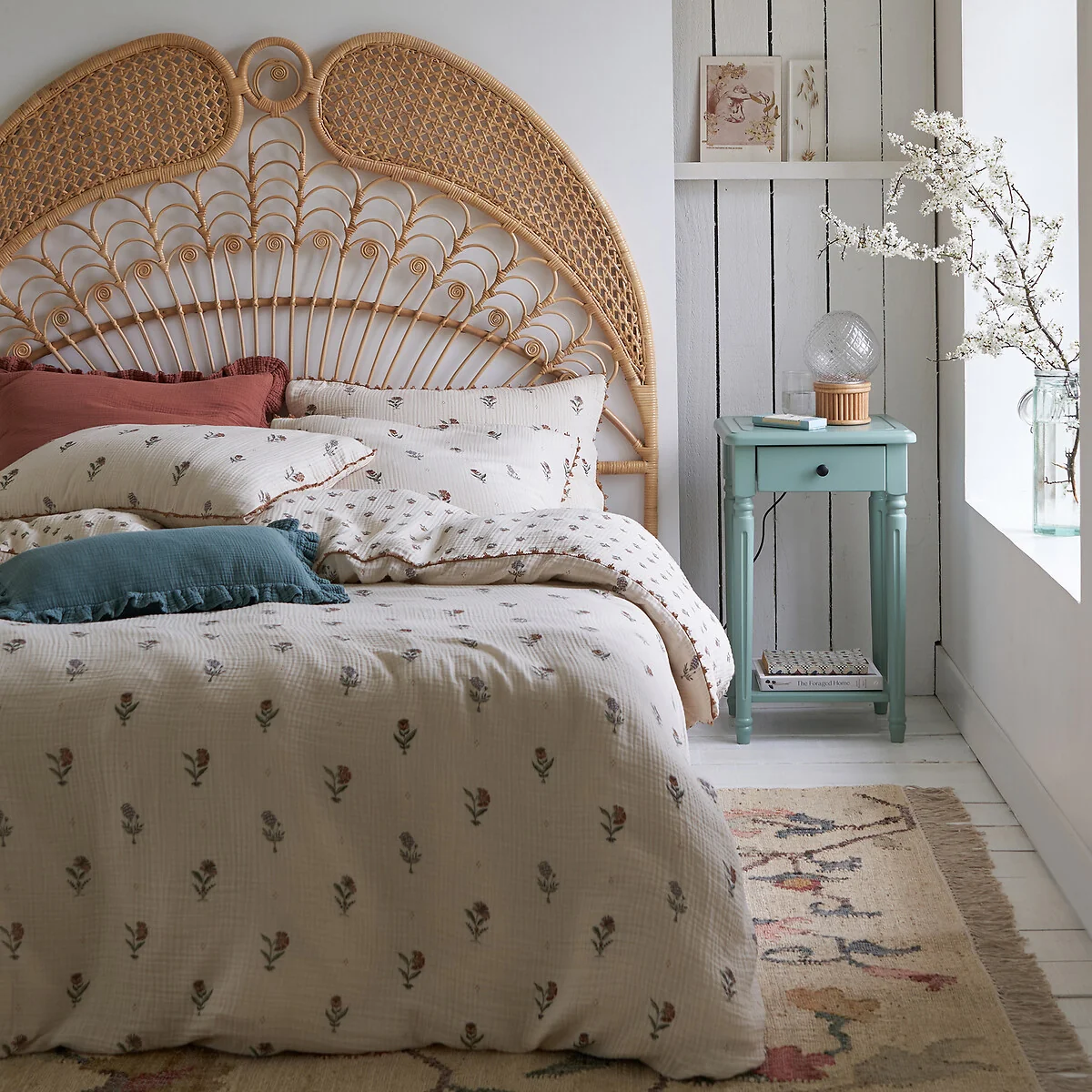 Emeline Floral 100% Cotton Muslin Duvet Cover – image 1