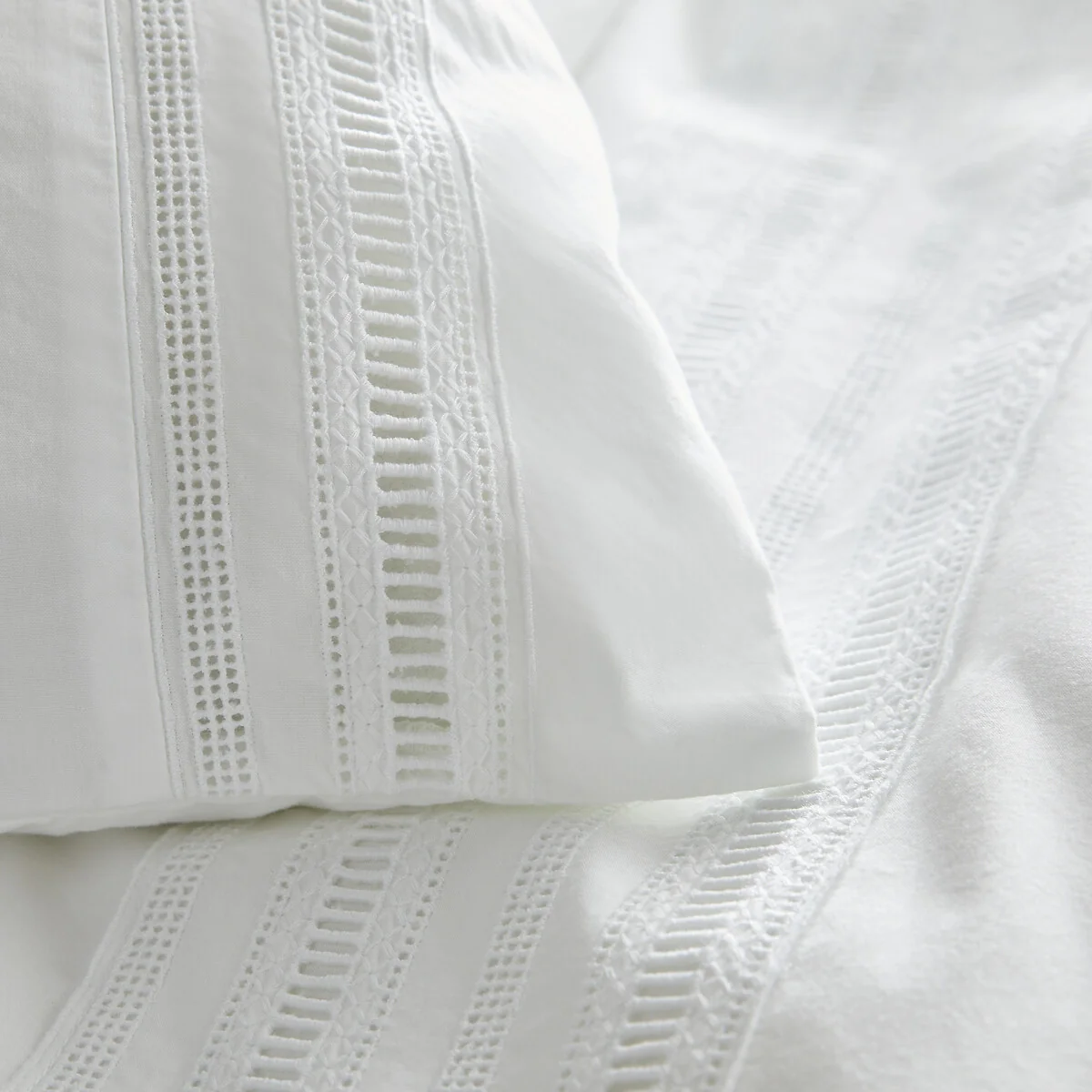 Florentina Embroidered 100% Cotton Percale Duvet Cover – image 3