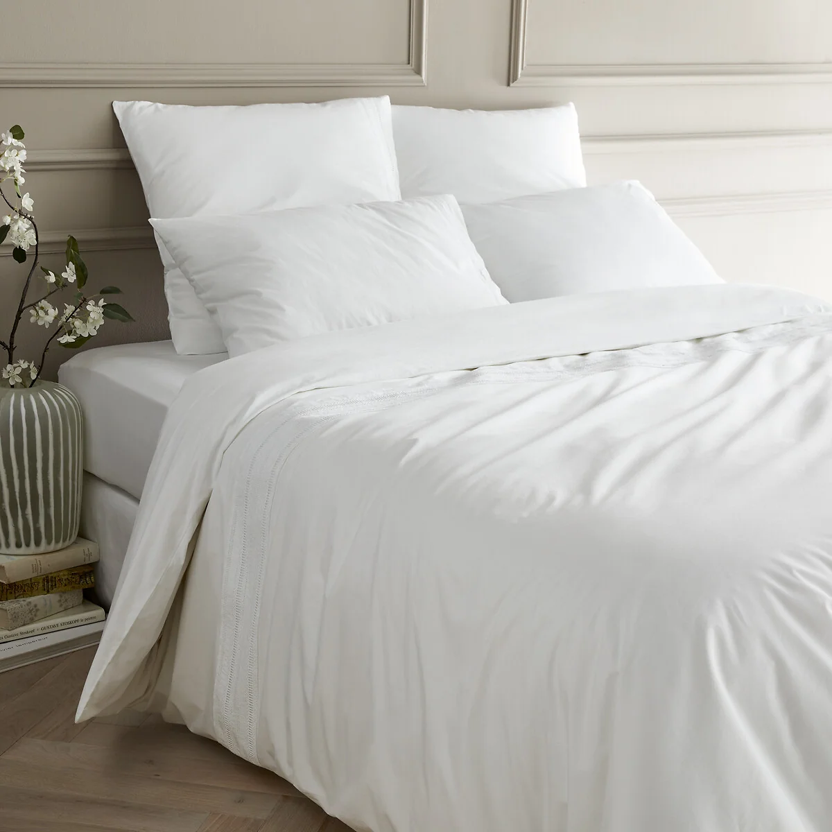 Florentina Embroidered 100% Cotton Percale Duvet Cover – image 1