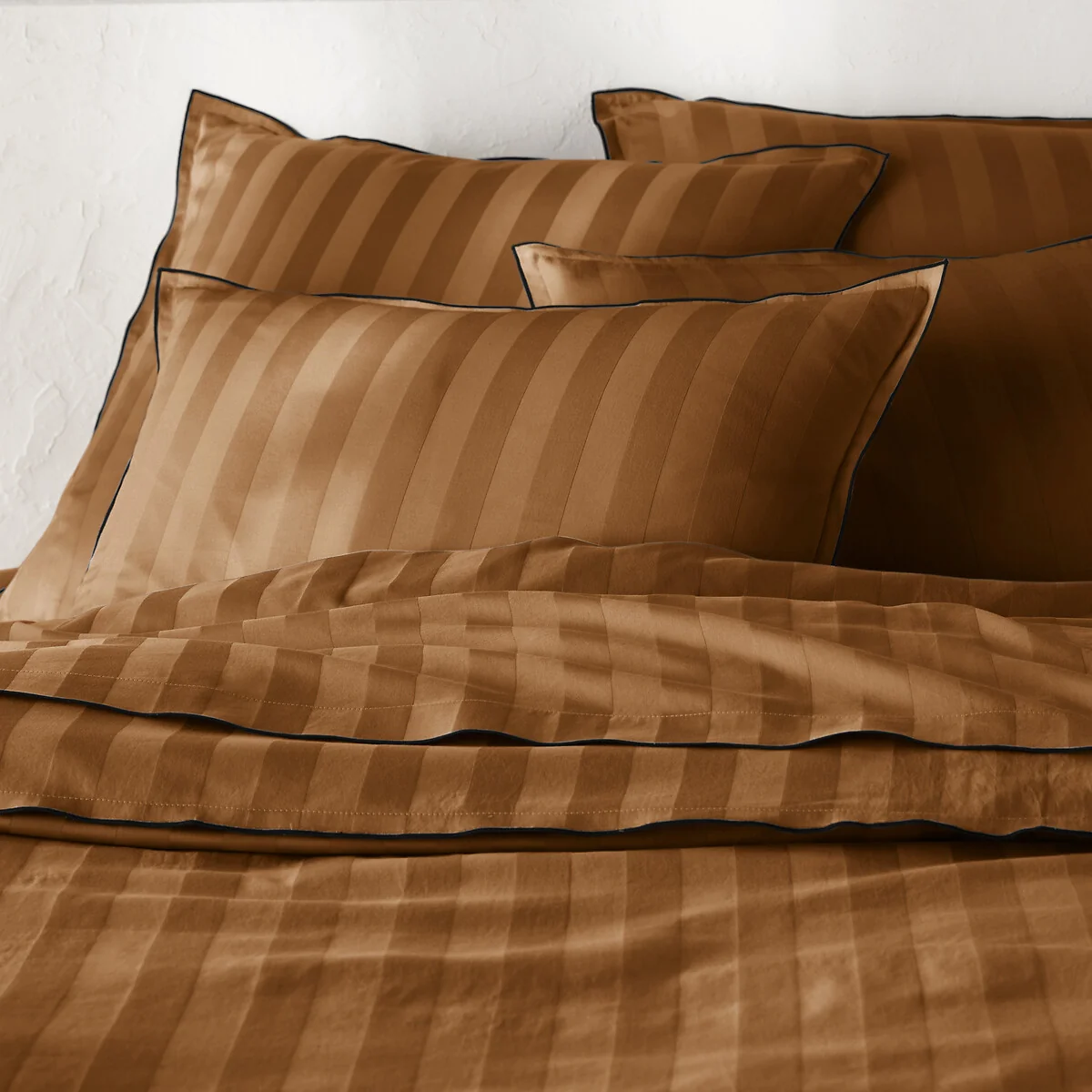 Victor Striped Washed Cotton Satin 300 Thread Count Duvet Cover – image 2