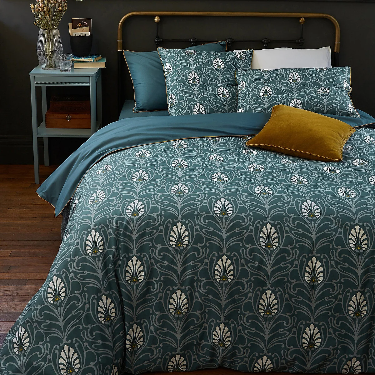 Poetic Cottage Cotton Percale Duvet Cover – image 1