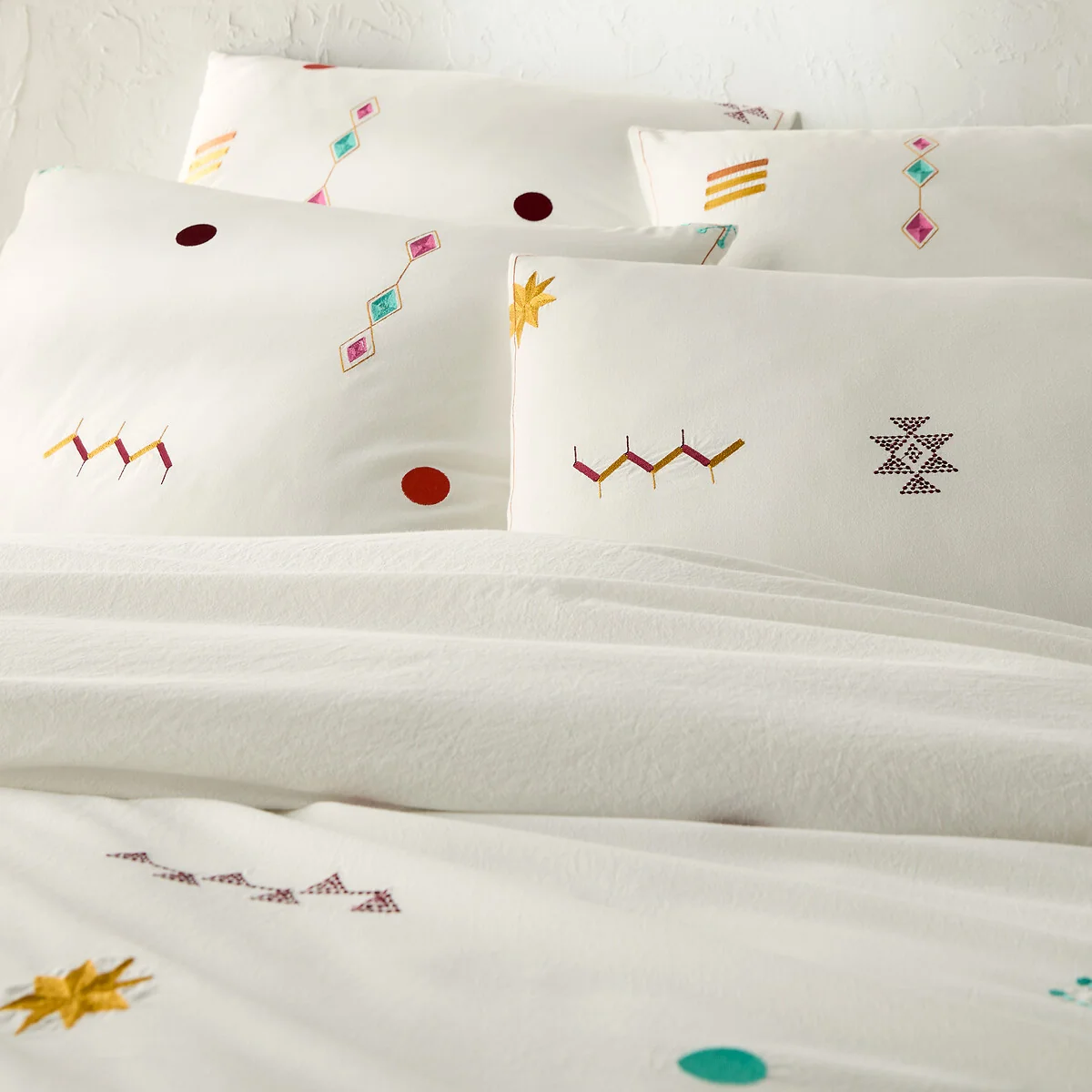 Imani Embroidered Vintage Cotton Duvet Cover – image 2