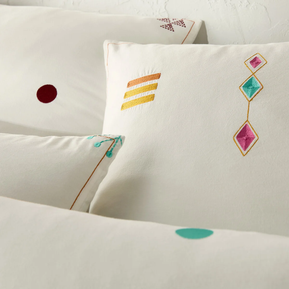 Imani Embroidered Vintage Cotton Duvet Cover – image 4