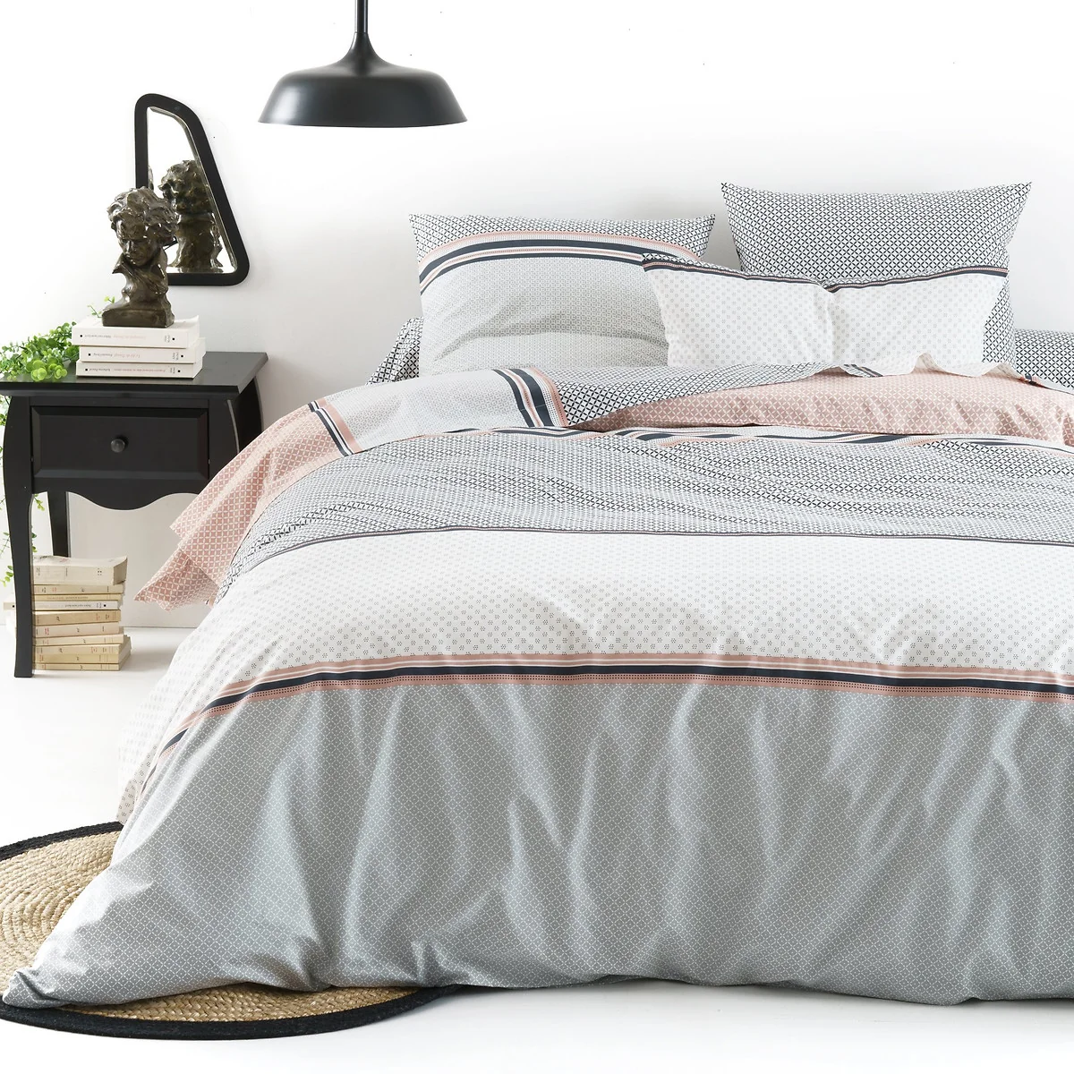 Nayma Cotton Duvet Cover – image 1