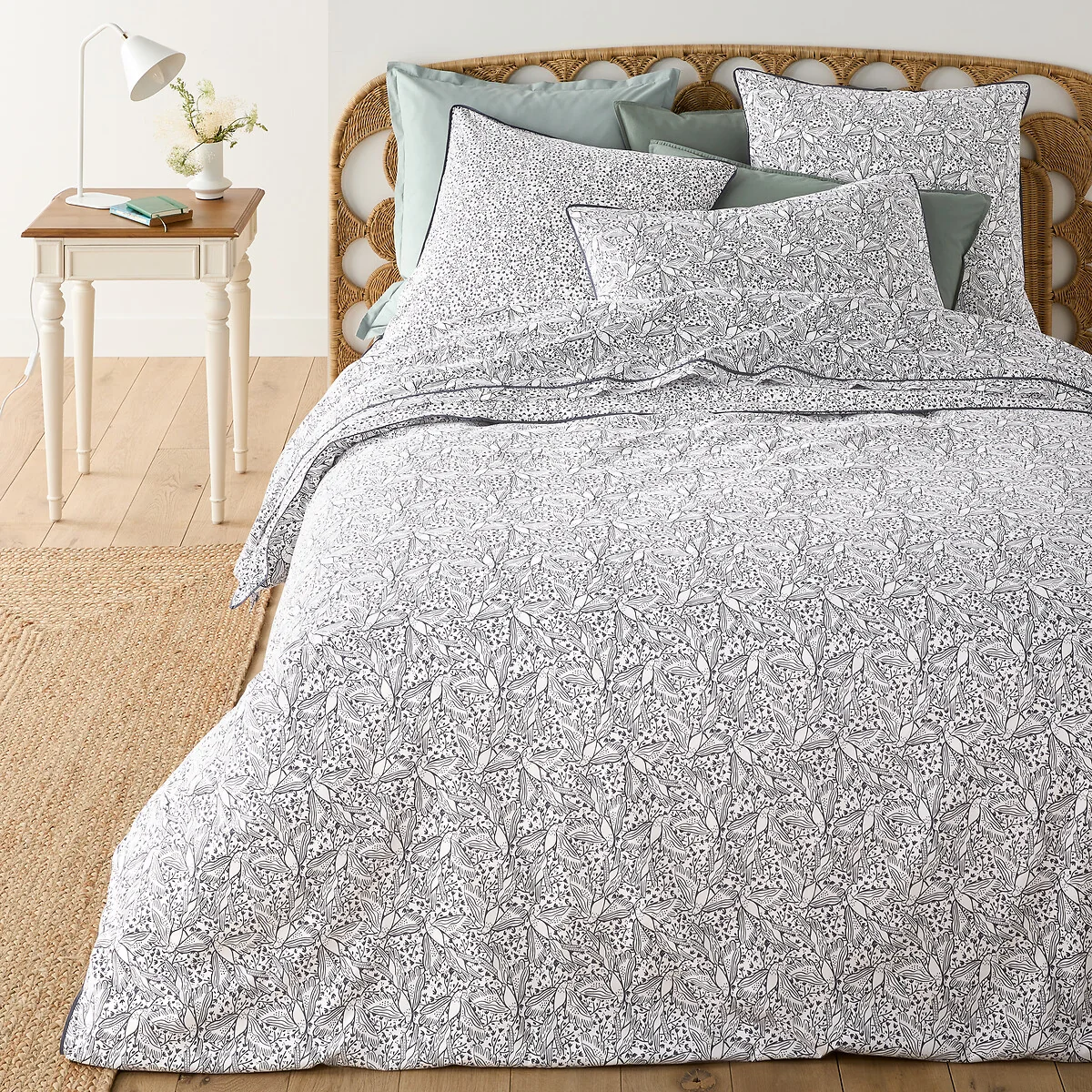 Leafbird Floral 100% Washed Cotton Duvet Cover – image 1