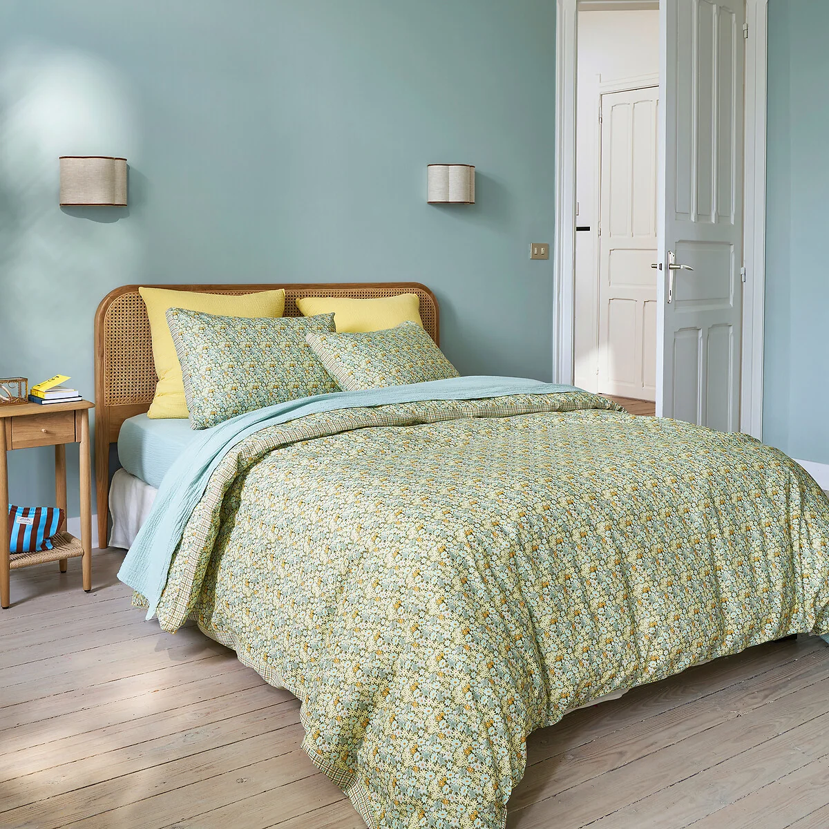 Dalina Floral Print Washed Linen/Cotton Duvet Cover – image 2