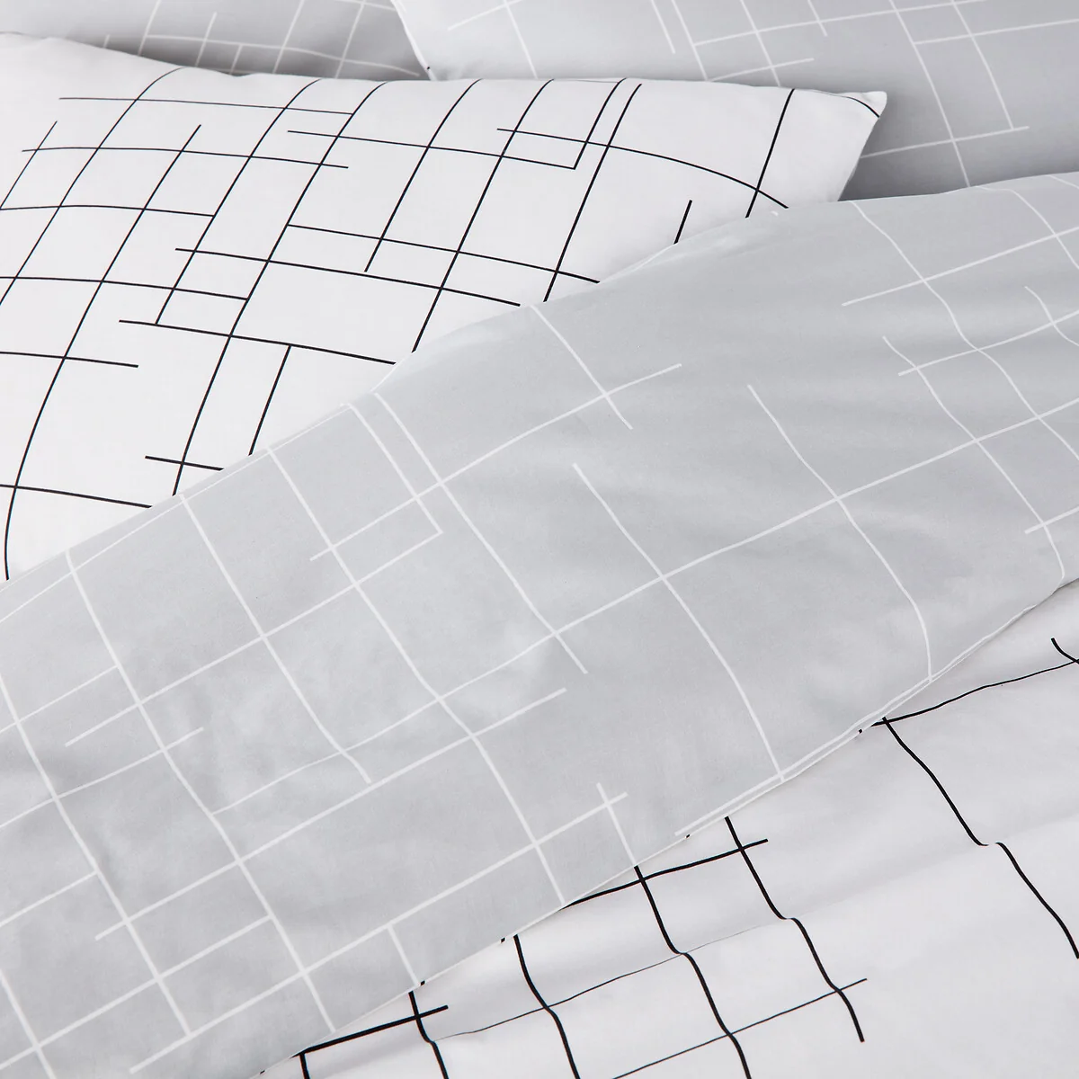 Charline 100% Cotton Reversible Duvet Cover – image 3