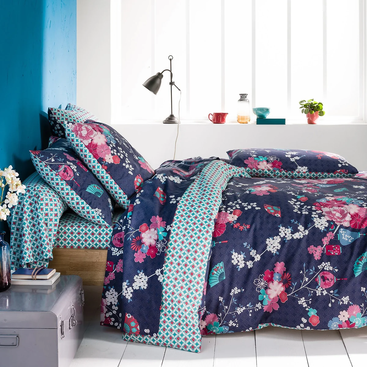 Miss Shanghai Floral 100% Cotton Reversible Duvet Cover – image 1