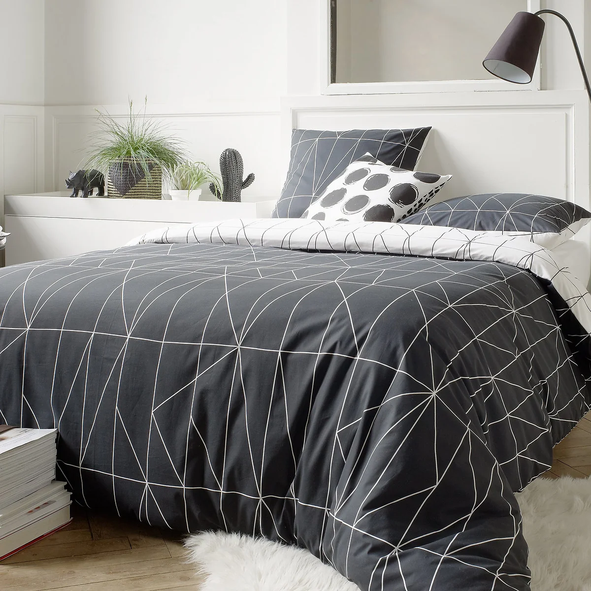 Shapes Geometric 100% Cotton Reversible Duvet Cover – image 1