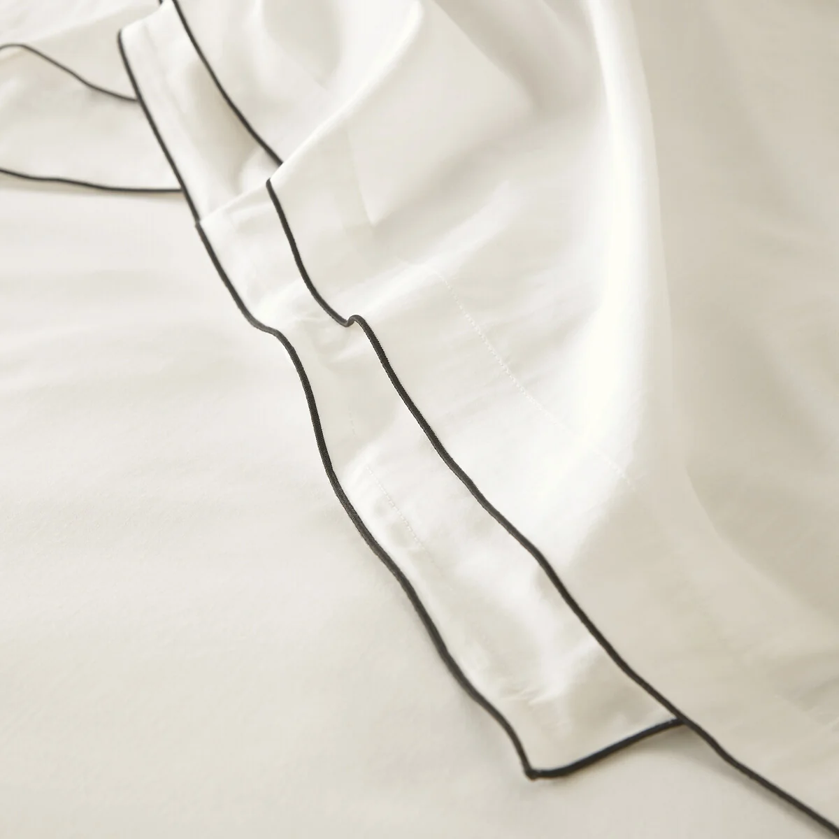 Victor Plain 100% Washed Cotton Satin 300 Thread Count Duvet Cover – image 4