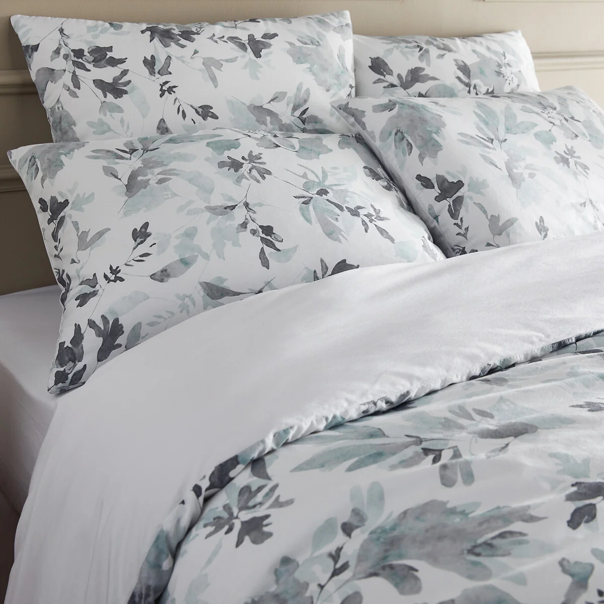 Celadona Cotton Percale & Lyocell 200 Thread Count Duvet Cover – image 2