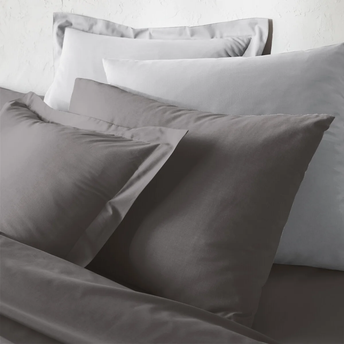 Scenario Plain 100% Organic Cotton Duvet Cover – image 3