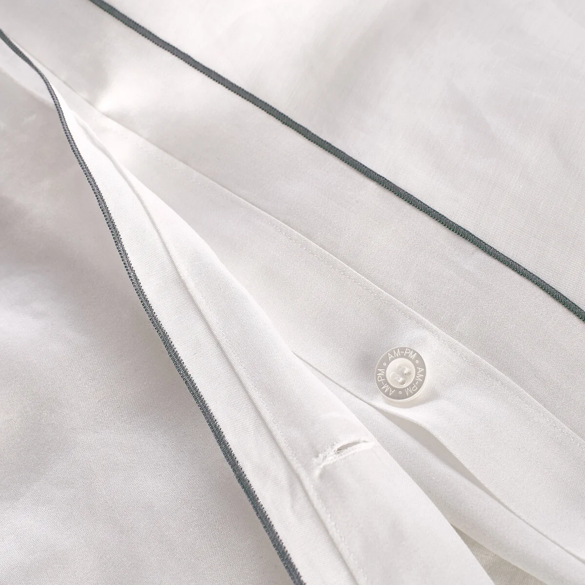 Tucci 100% Organic Cotton Satin 300 Thread Count Duvet Cover – image 3