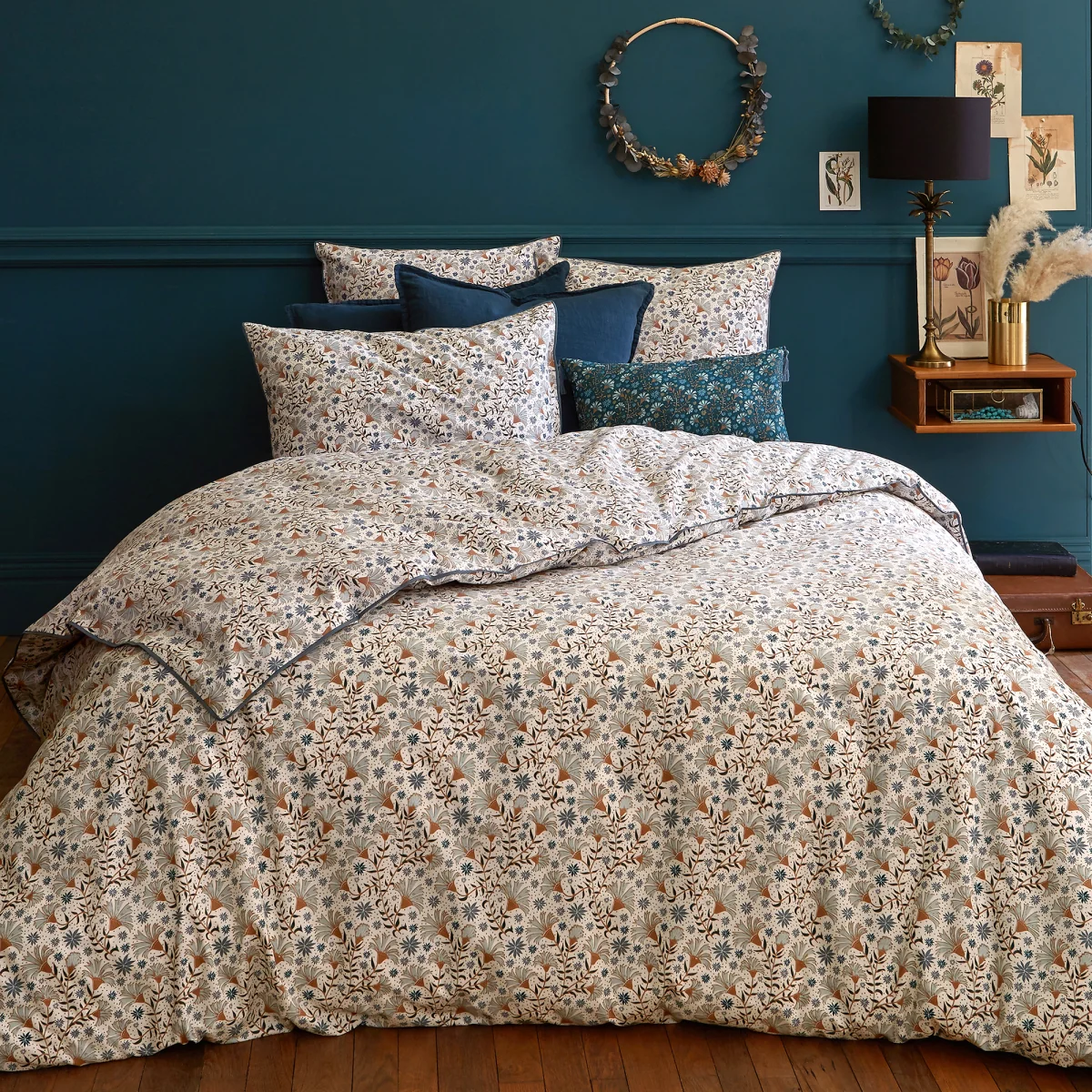 Kalyan Floral Cotton Percale 200 Thread Count Duvet Cover – image 1