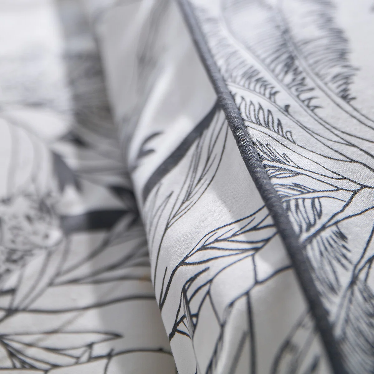 Les Signatures - Palmeira Cotton Percale Duvet Cover – image 11