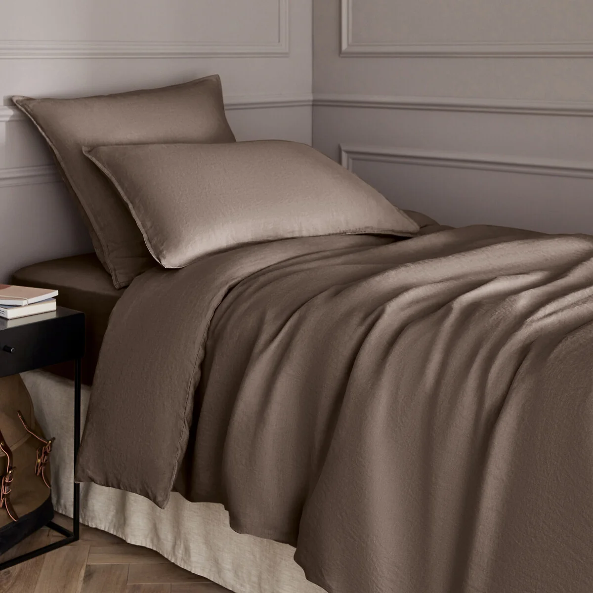 Elina 100% Washed Linen Duvet Cover – image 1