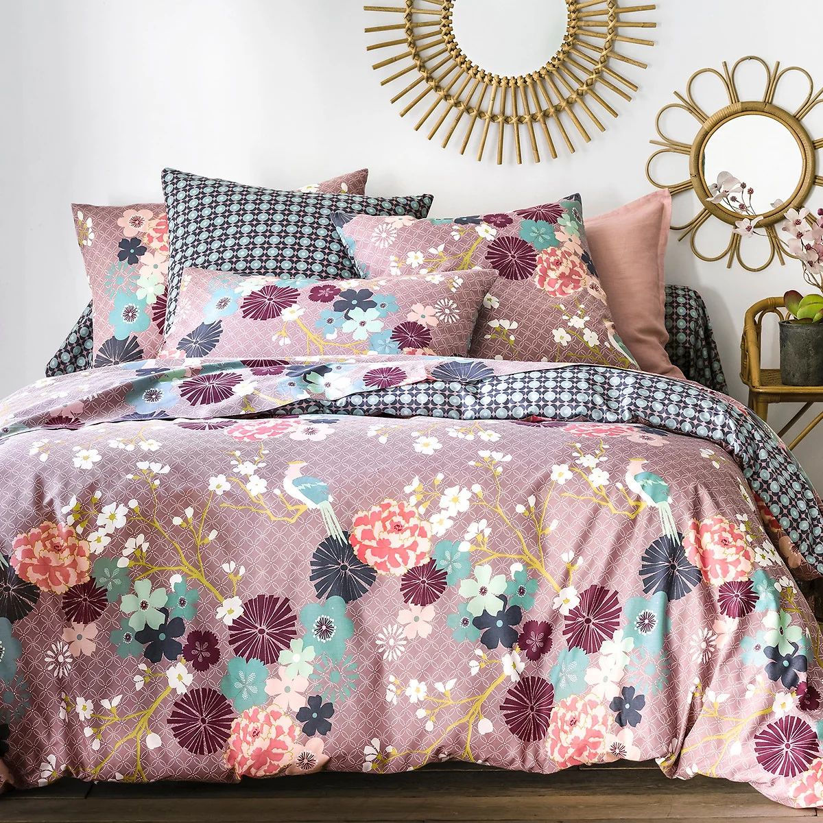 Miss China Floral Cotton Duvet Cover – image 1