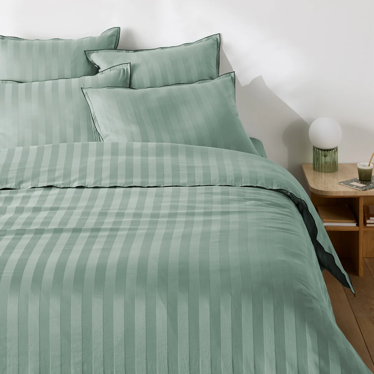 Victor Striped Washed Cotton Satin 300 Thread Count Duvet Cover – image 2