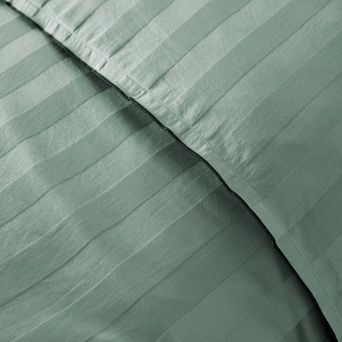 Victor Striped Washed Cotton Satin 300 Thread Count Duvet Cover – image 3