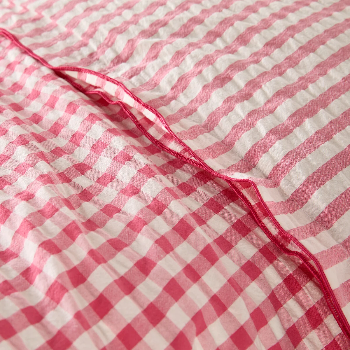 Cottage Raspberry Cotton Seersucker Duvet Cover – image 5