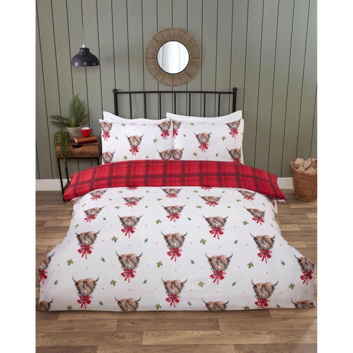 Fergus Highland Cow Duvet Cover Set - White / Double