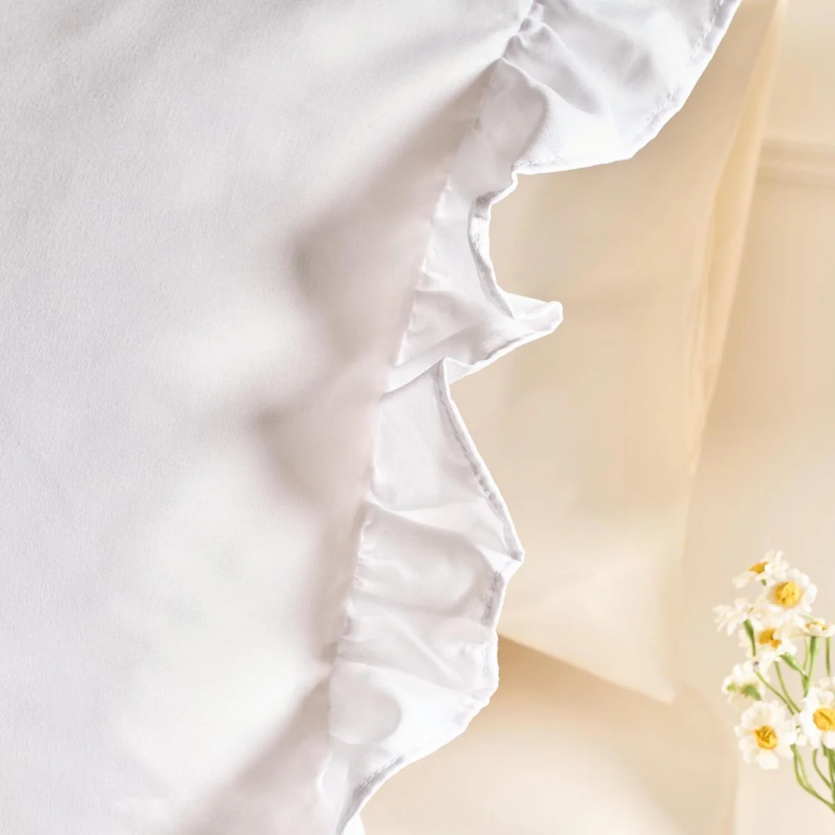 OHS Frill Edge Duvet Cover Set - White / 48cm – image 2