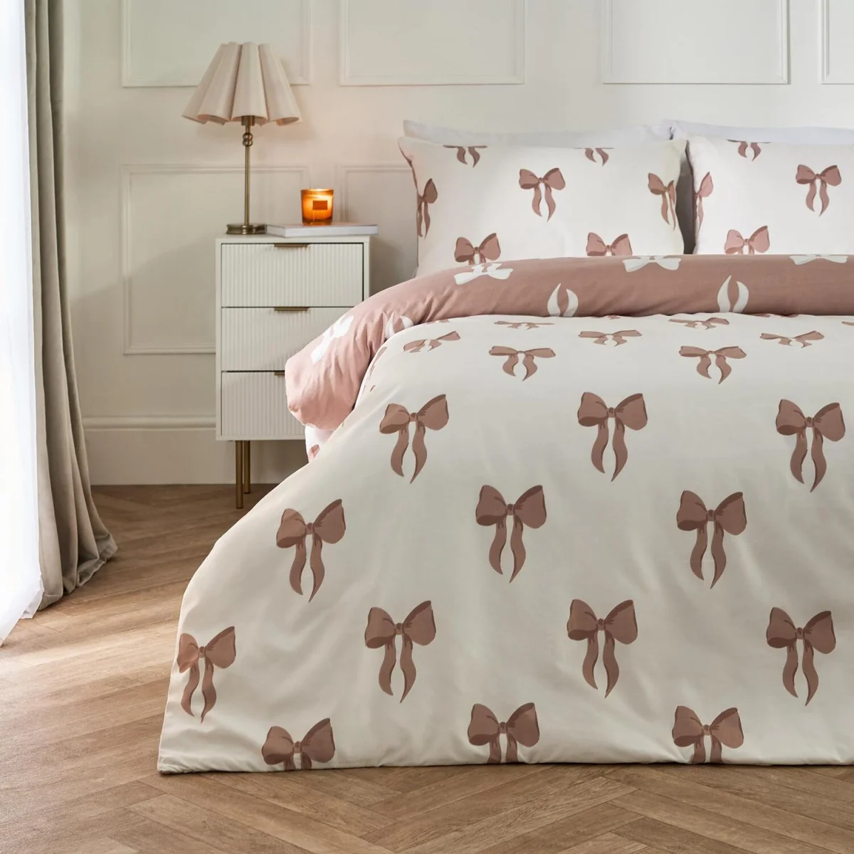 OHS Bow Print Reversible Duvet Cover Set - Ivory/Natural / Single / 1kg – image 2