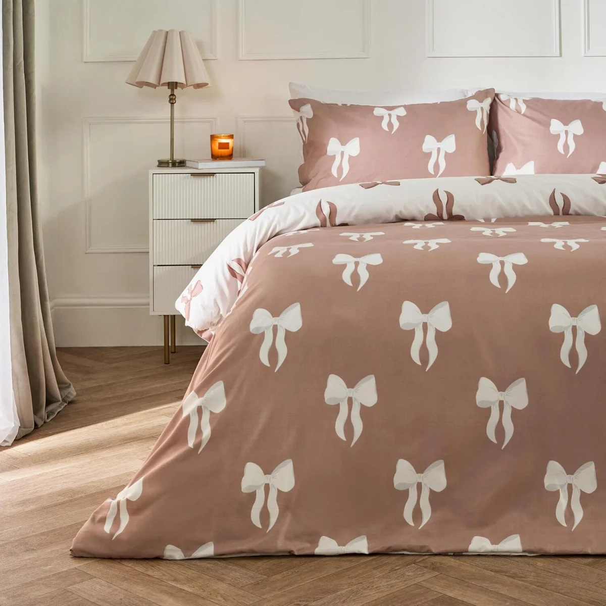 OHS Bow Print Reversible Duvet Cover Set - Ivory/Natural / Single / 1kg – image 1